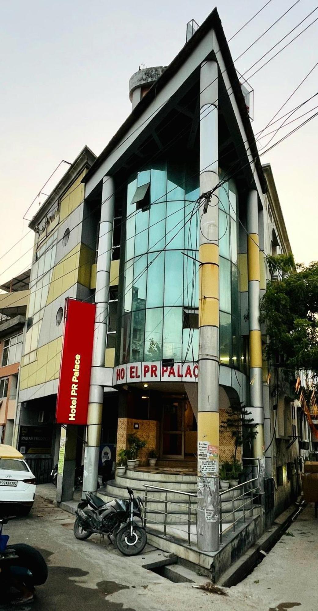 Hotel P R Palace Lucknow Exterior photo